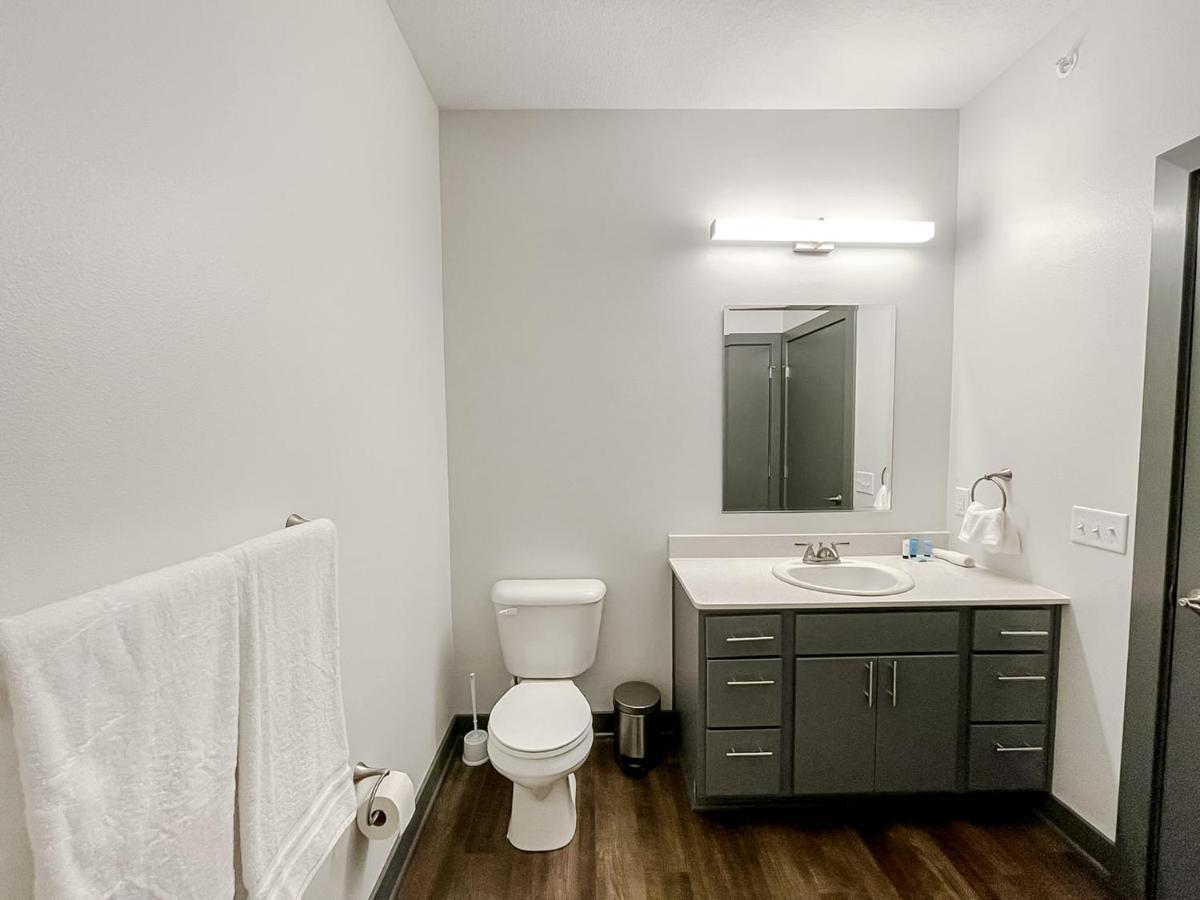 Modern 1BD/1BA Des Moines Apartments Exterior foto